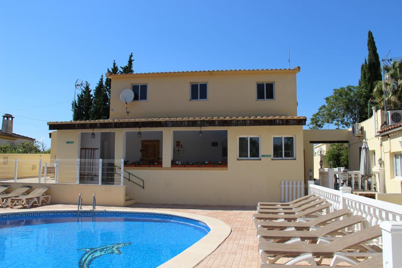 Casa Robion Aparthotel *